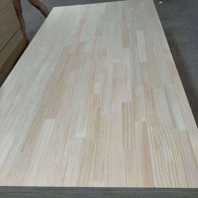 室内プロジェクトソリューションの能力のためのRadiata Pine Wood Finger Joint 木材ボード