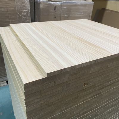 910 X 910mm パーソナライズされたサイズ 自然質の松の木板