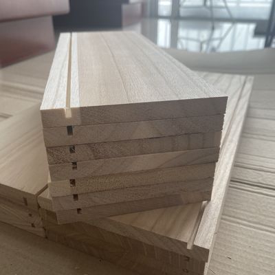 モダンデザインの家具用素材のボード