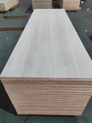建築 建設 漂白されたパロウニア 土木 4X8 木材板 300kg/m3