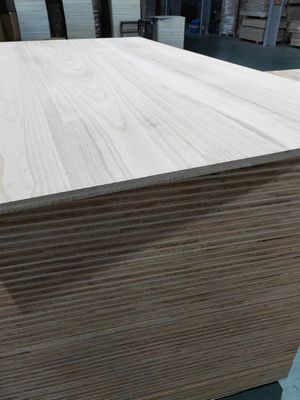 FSC100%認証 パウロニア木製板材の多層家具パネル