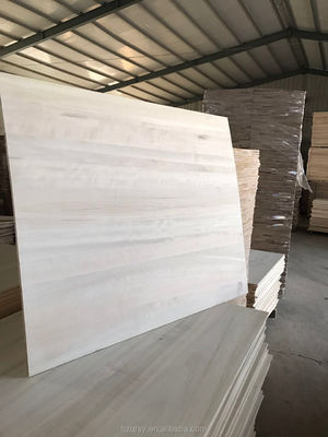 100% マシッドウッド パロウニア フィンガー 木製家具の共同委員会と FSC 100% 承認