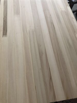 280-300kg/cbm 密度 パロウニア 木材コアボード E0/E1 環境用粘着剤用のコアシート