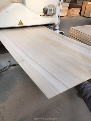 Qingfa Paulownia用の軽量木板 長さ100mm-2440mm 支払いはT/TまたはL/C